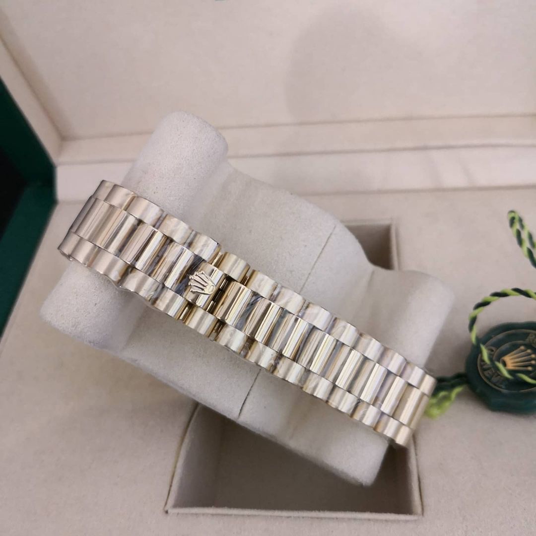 ROLEX OYSTER DAY-DATE - Imagem 5