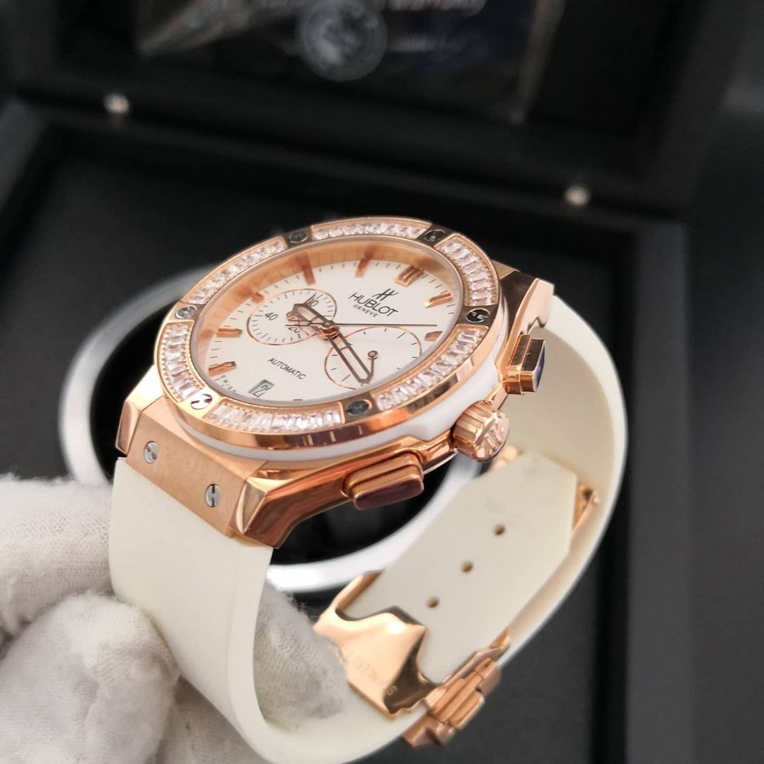 Relógio Hublot - Big Bang Branco Cravejado - Imagem 2