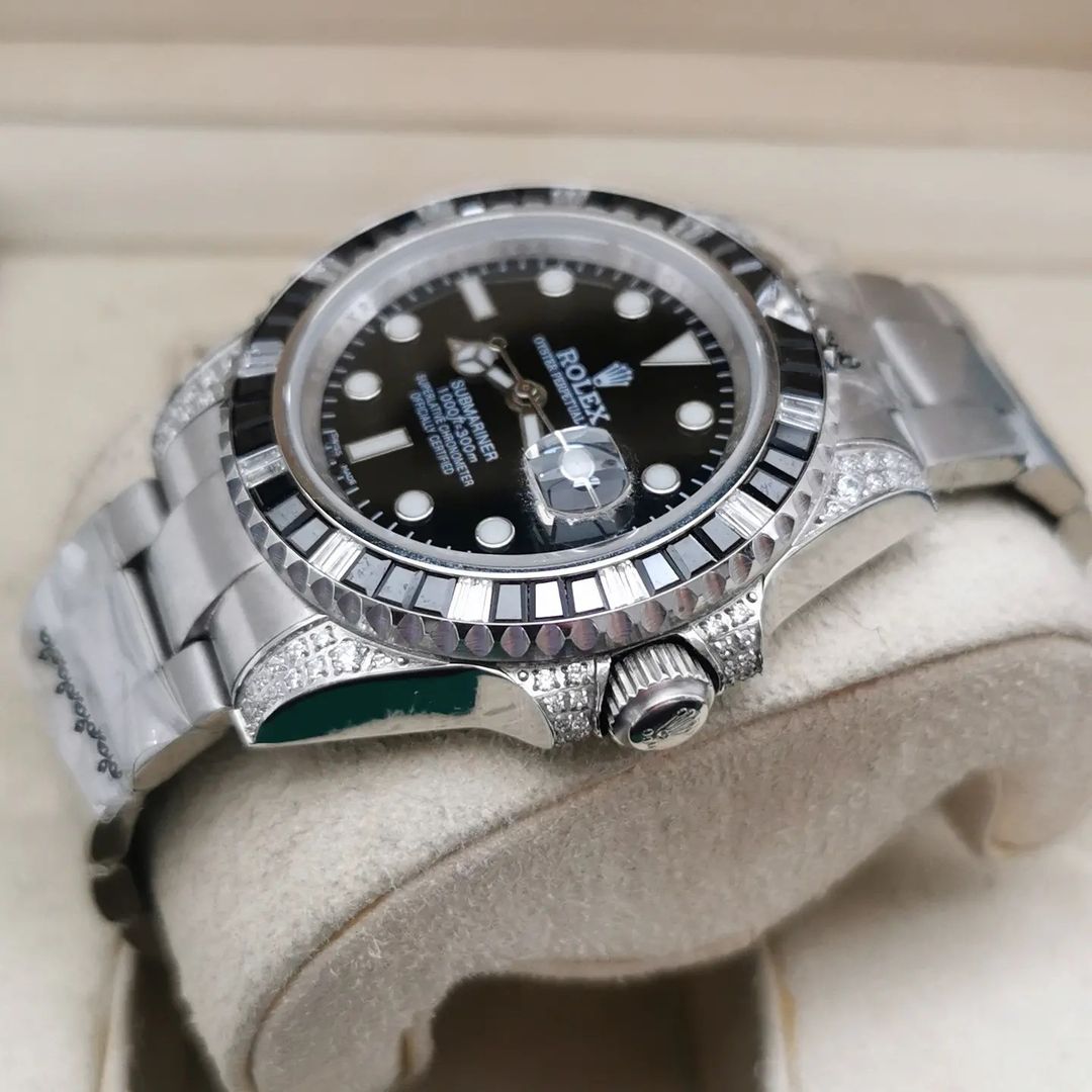 ROLEX SUBMARINER CRAVEJADO - Imagem 2